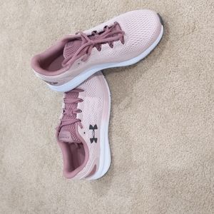 Under Armour Charged Pursuit shoes size 7.5